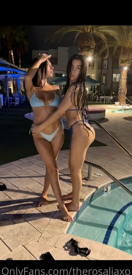 therosaliaxo porn only fans