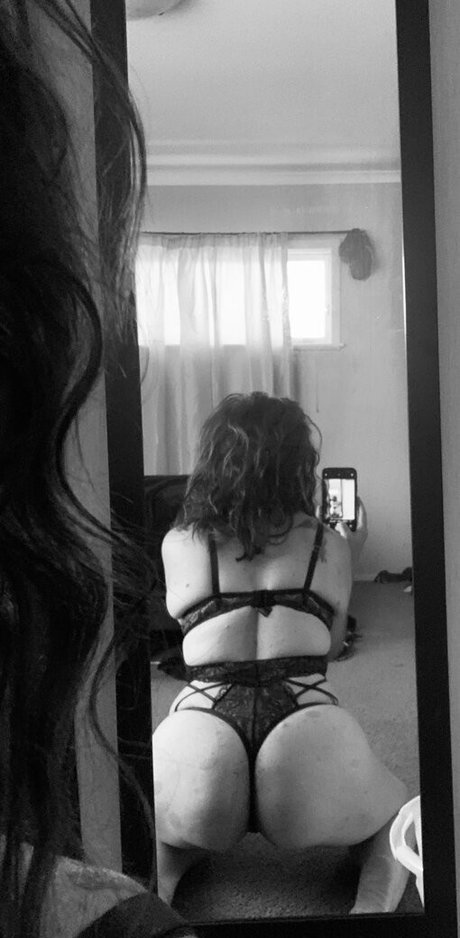 honeynz free hot onlyfans