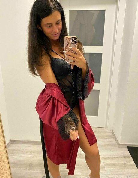 call me juliia onlyfans leajs