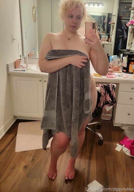 piggynukka onlyfans nude leaks