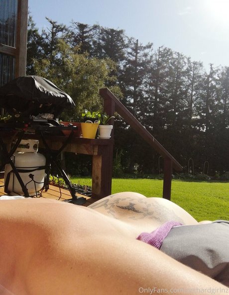 orchardgirlnz nude on onlyfans