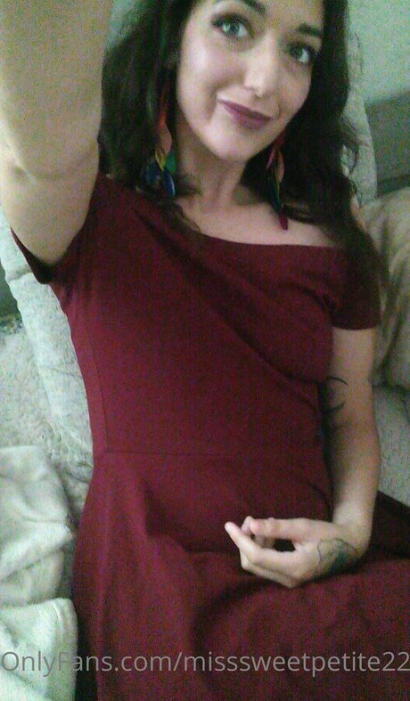 misssweetpetite22 is on onlyfans