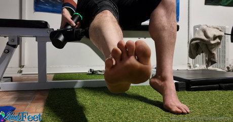ladsfeetfree on onlyfans