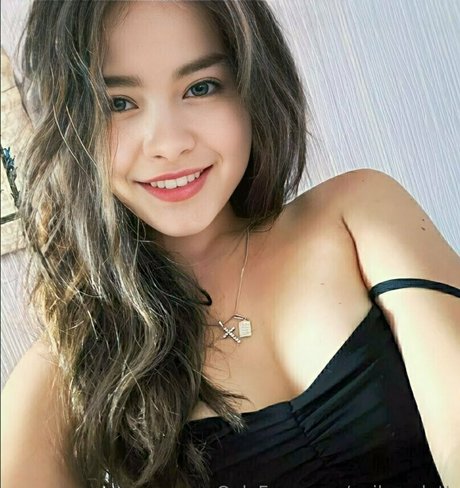 evilscarlett onlyfans striptease