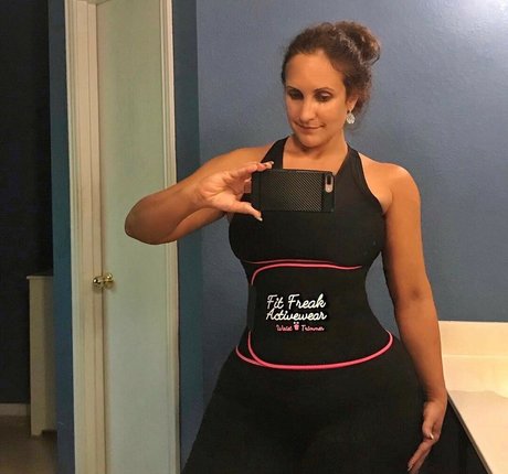 Sparks2fit onlyfans images