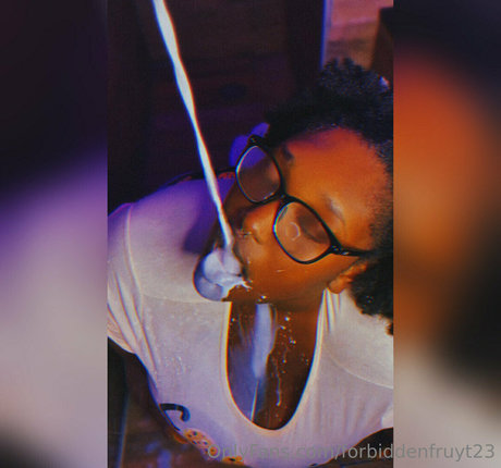 forbiddenfruyt23 onlyfans nsfw