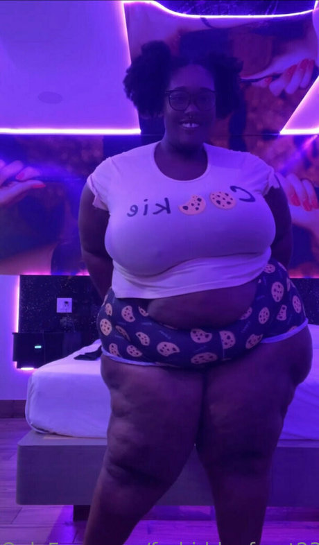 forbiddenfruyt23 leak onlyfans