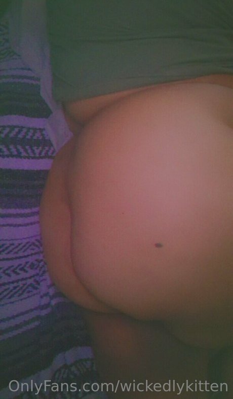 wickedlykitten leaked onlyfans pictures