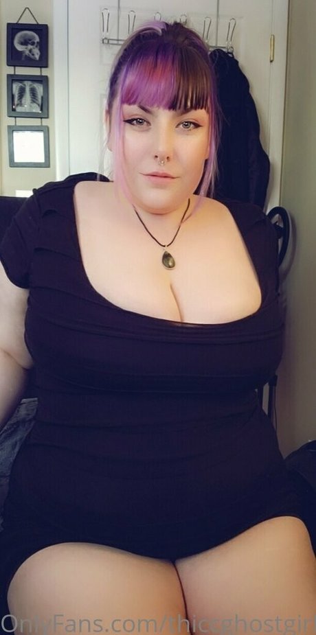 thiccghostgirl leaked onlyfans