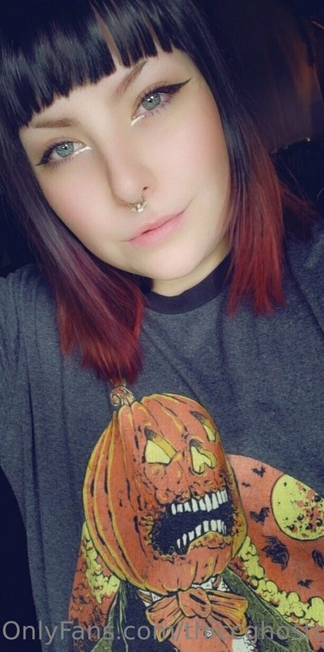 thiccghostgirl onlyfans lesk