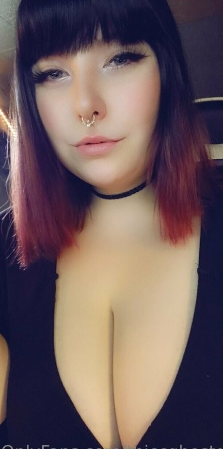 thiccghostgirl only fans pictures