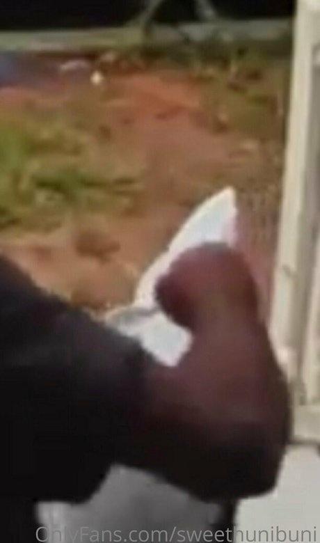 x cherrybxmb x naked onlyfans leak