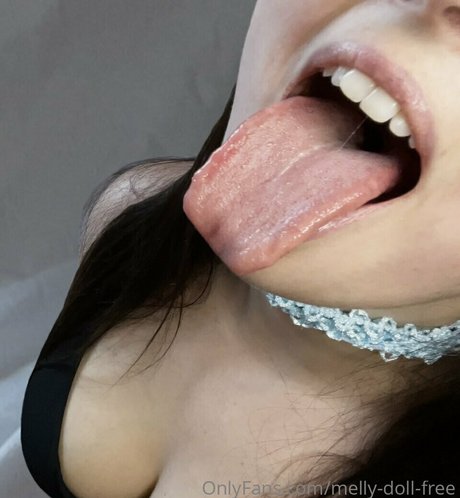 melly doll free is on onlyfans