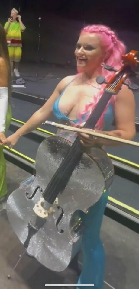 Grace Chatto onlyfans leajs