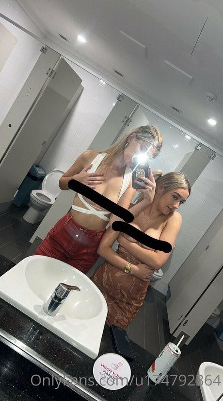 shaniasand onlyfans naked