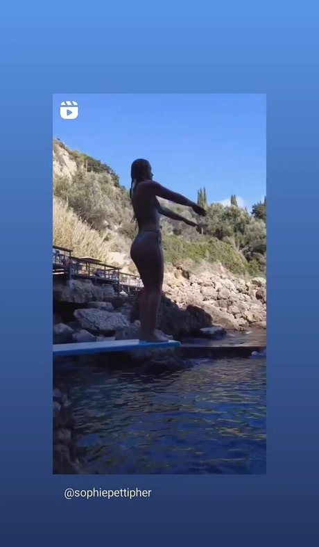 Sophie Pettifer only fans nude leaks