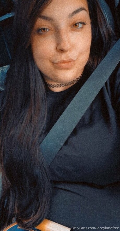 laceylanefree onlyfans topless