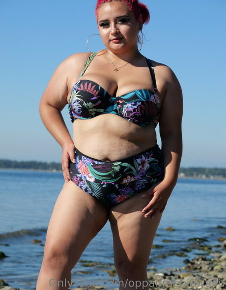 oppaifreebiewaifu naked onlyfans leaked