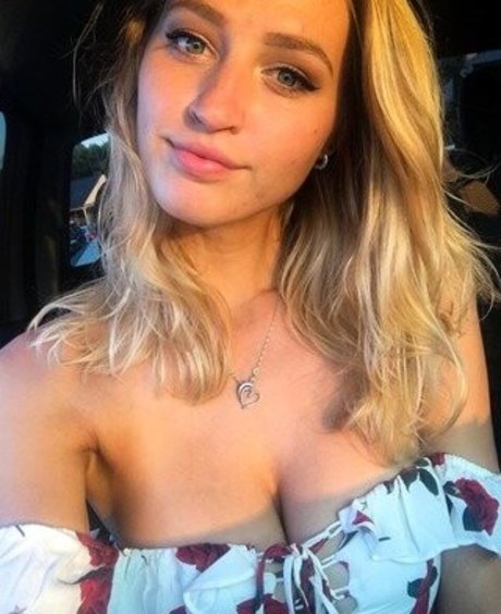 Gabby Downing leak onlyfans nude