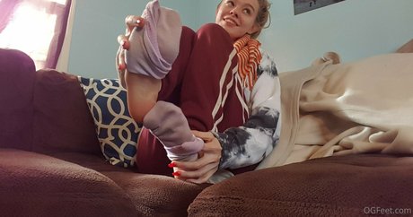 sativaskies onlyfans free porn