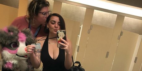 Toradoki Eslpethers tits onlyfans