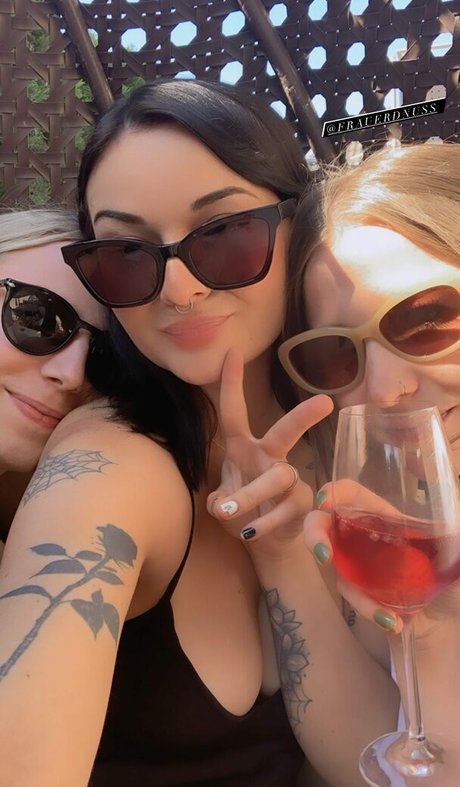 Toradoki Eslpethers only fans naked