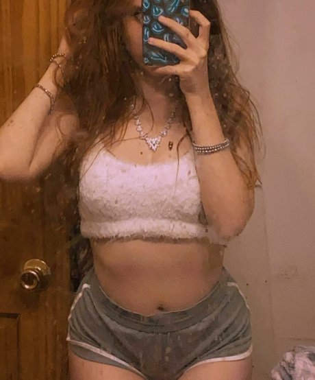 Dallas Grace naked only fans