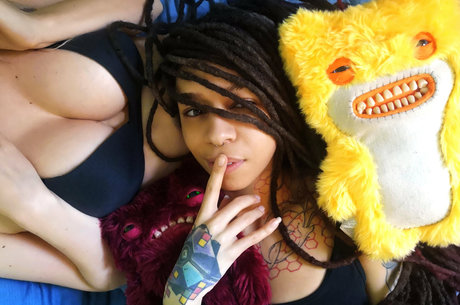 razorredd onlyfans nude pics