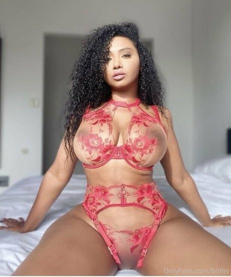 britliv onlyfans strip