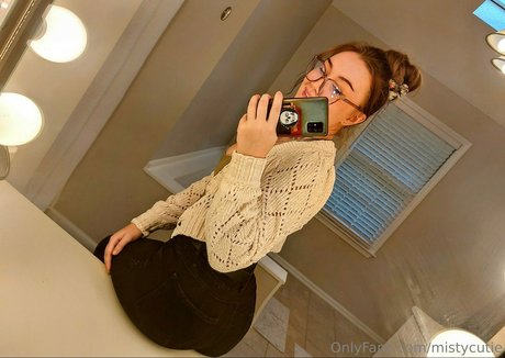 MistyCutie leaks onlyfans