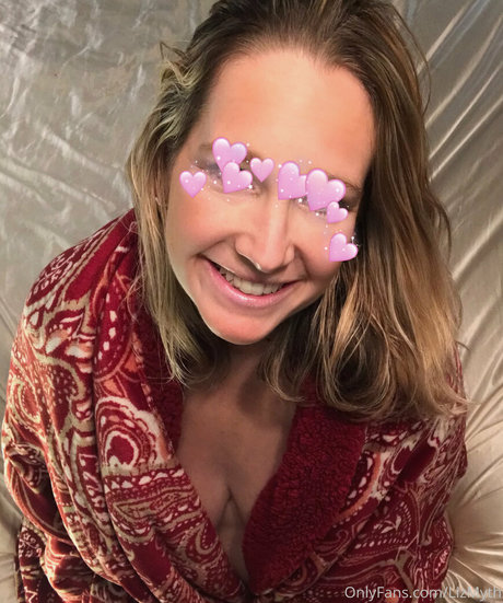lizmyth porn onlyfans