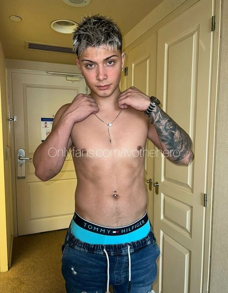 ivotwinkfree onlyfans leaked nude