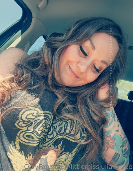 littlemissjuliaxxfree onlyfans