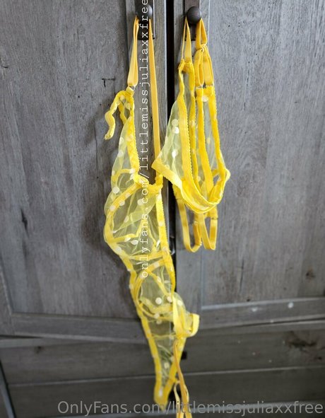 littlemissjuliaxxfree onlyfans free