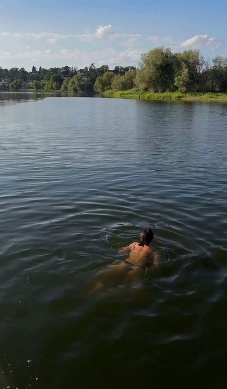 Shanti Tan onlyfans sex tape