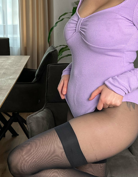 bellas paws strip onlyfans