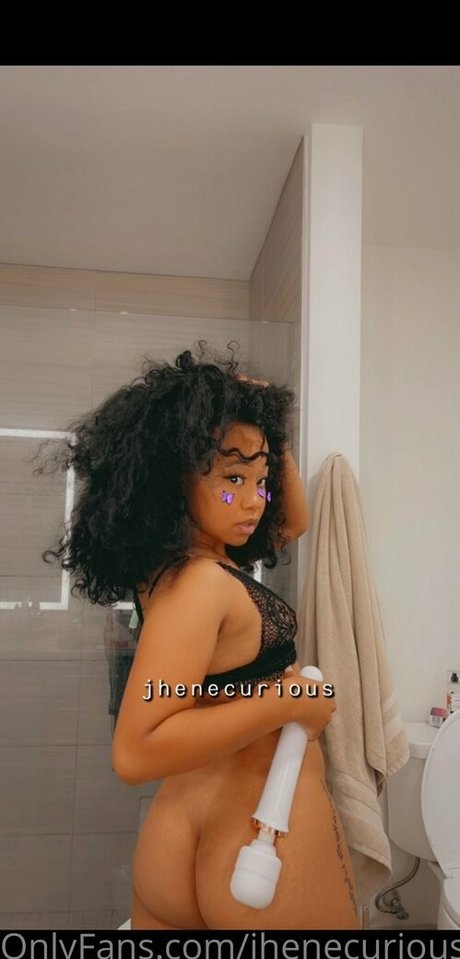 jhenecurious leaked onlyfans pictures