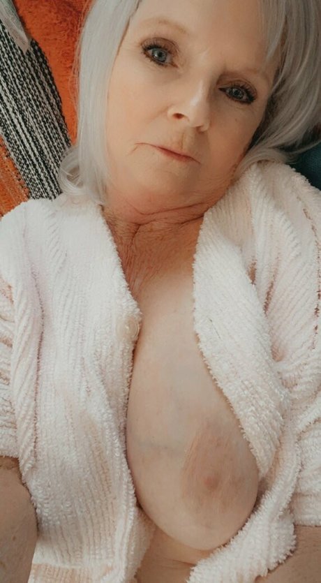 Robin Littlebird onlyfans porn leak