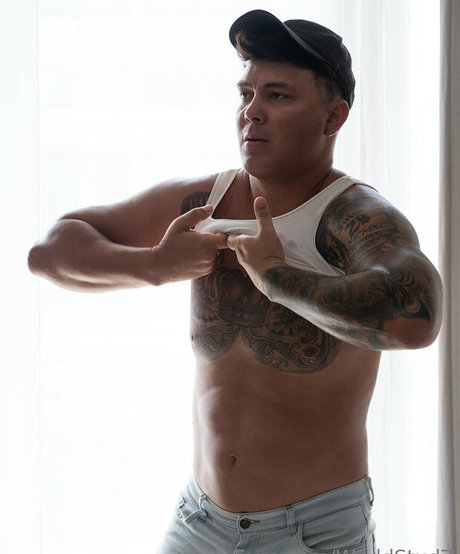 worldstudz onlyfans model photo