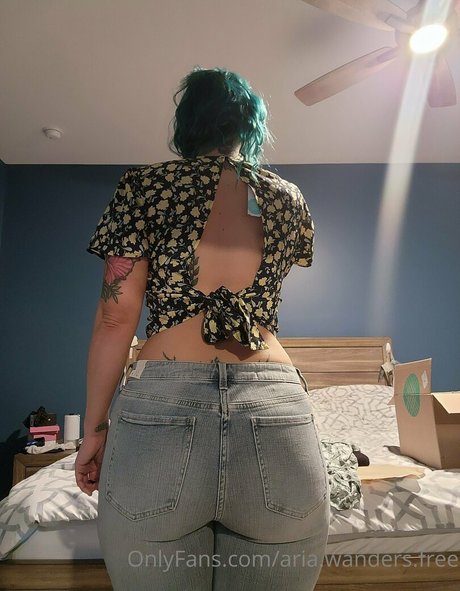 aria wanders free onlyfans nude content