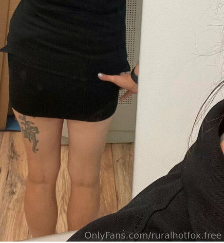 ruralhotfox free onlyfans boobs