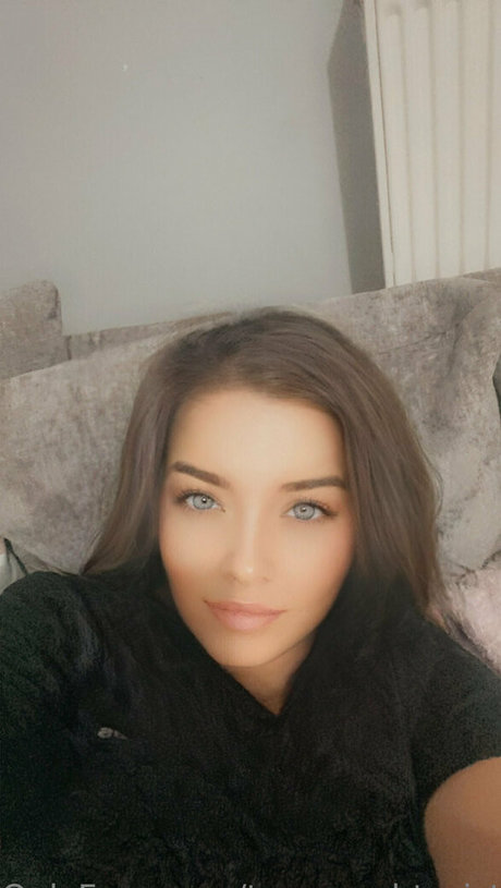 twonaughtysisters onlyfans naked leaked