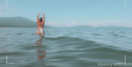 mysterymiss0420 onlyfans leaked photos