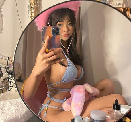 wmookies only fans naked