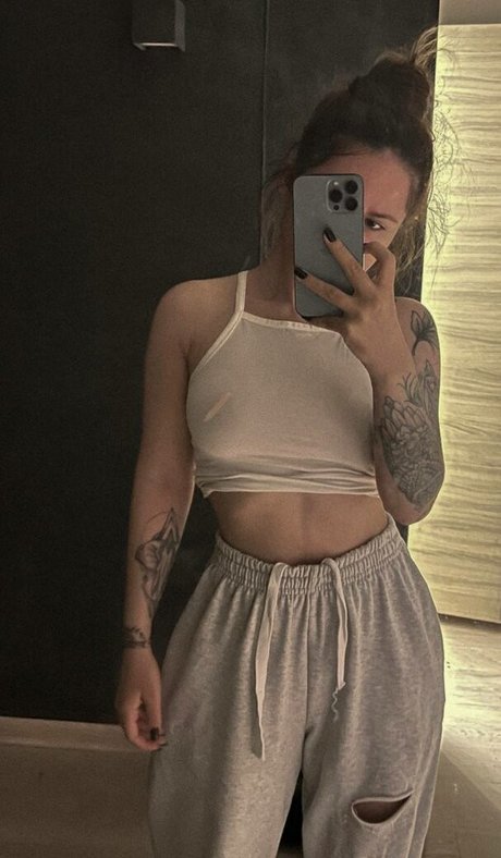 olesyaliberman onlyfans star