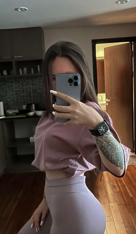 olesyaliberman only fans nude