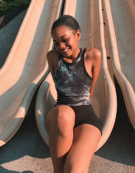 ciarasdailydelights naked onlyfans