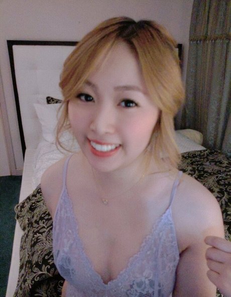 Lindychii onlyfans sextape leak