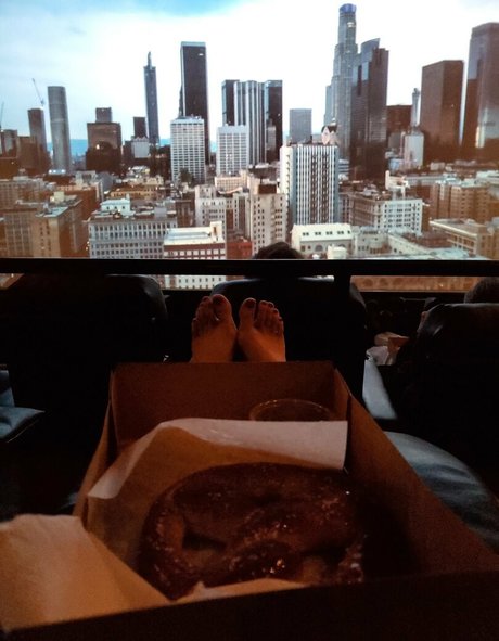 TheRealJuliaAnn Profile pic