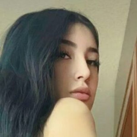 yessalbarrn tits onlyfans